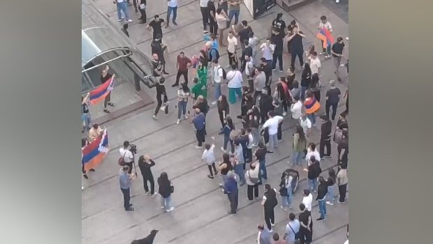 Ermənistanda növbəti aksiya dalğası: Yollarda barikadalar quruldu - VİDEO 