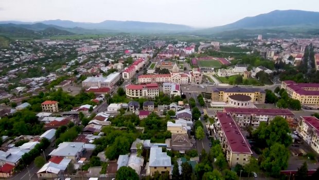 Qarabağı tərk edən ermənilər Xankəndinin çıxışında tıxac yaratdı - FOTO/VİDEO