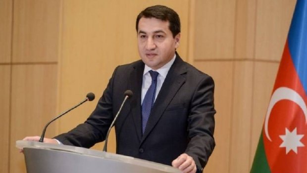 Hikmət Hacıyev: “Ermənilərin hərəkət azadlığına hörmət edirik” 