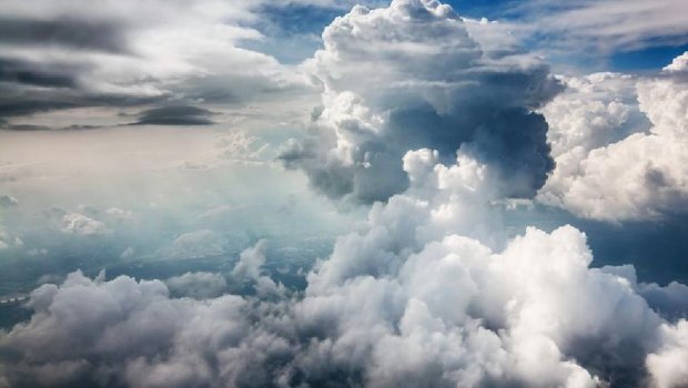 Yapon alimləri buludlarda təhlükəli mikroplastik aşkarlayıblar