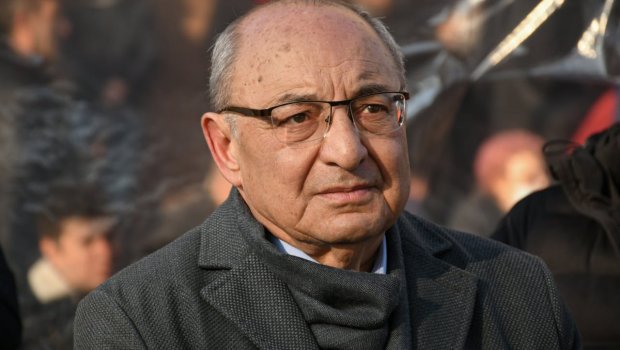 “Ermənistan Azərbaycanla döyüşməkdən qorxur, amma Rusiyaya müharibə elan edib” - Vazgen Manukyan 