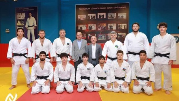 Azərbaycanın gənc cüdoçuları dünya çempionatına yola düşüblər 