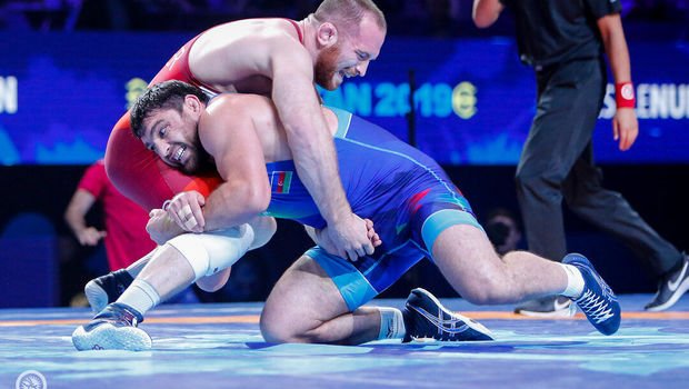 Azərbaycanın daha 13 güləşçisi medal qazanıb