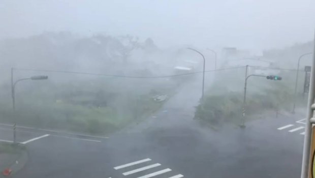 Tayvanda “Koinu” qasırğası həyatı iflic ETDİ – VİDEO  