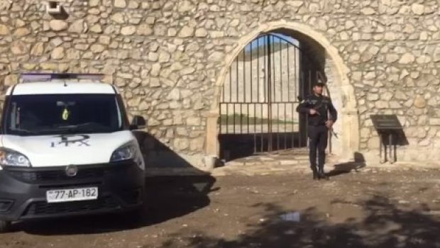 Polislərimiz Qarabağdakı monastr və kilsələri QORUYUR - VİDEO
