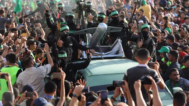 İsrail XİN: “Həmas evlərə girib, mülki şəxsləri öldürməyə çalışır”