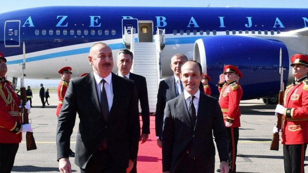 İlham Əliyev Gürcüstana işgüzar səfərə getdi - FOTO/VİDEO