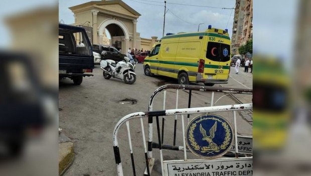 Misirdə israilli turistlər atəşə tutuldu - Ölənlər var - VİDEO