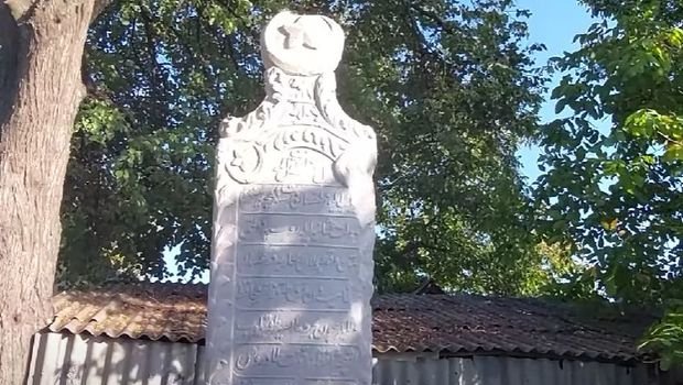 Ukraynada türk əsgərlərinə aid abidə bərpa olundu - VİDEO