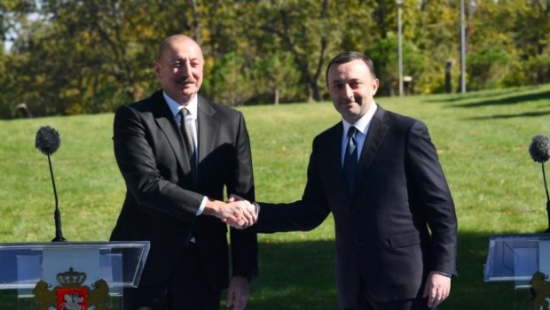 İrakli Qaribaşvilinin adından İlham Əliyevin şərəfinə nahar verilib