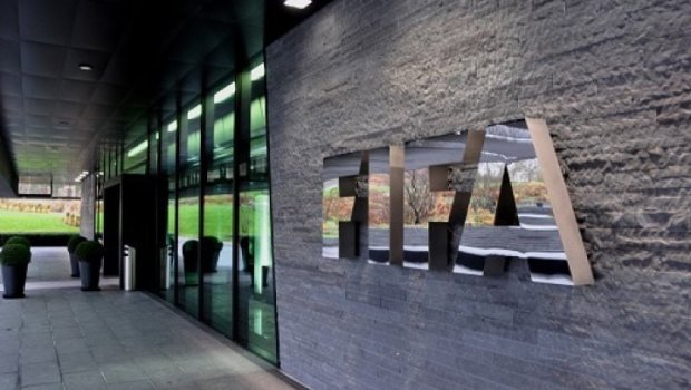 FİFA Türkiyə klubuna transfer qadağası qoydu