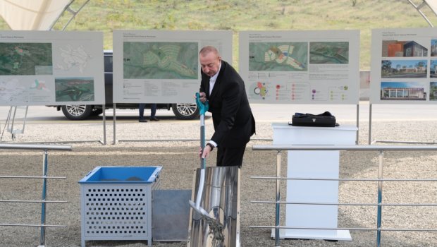 Prezident Füzulidə Qoçəhmədli kəndinin təməlini QOYDU - FOTO