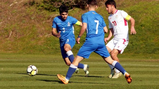 Millimiz yenə Özbəkistana uduzdu