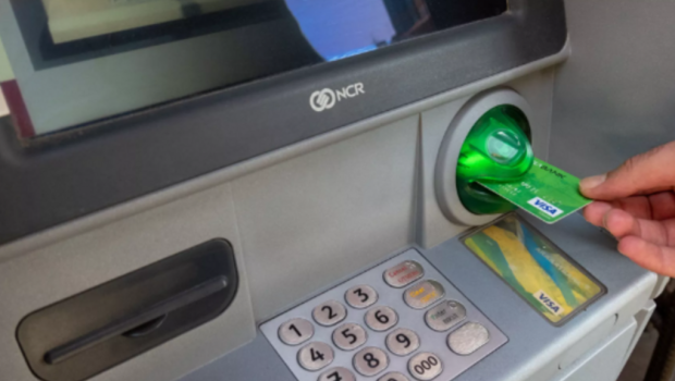 Azərbaycanı könüllü tərk edən ermənilər Ermənistanda fırıldaqçılıqla üzləşirlər