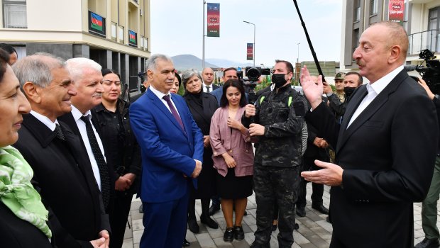 “Qarabağ və Şərqi Zəngəzurda 140 min insan yaşayacaq” - İlham Əliyev 