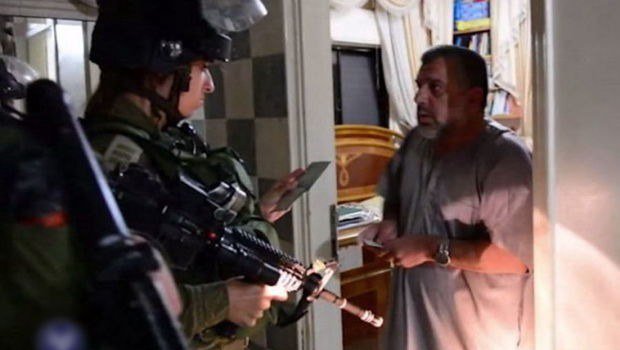 İsrail HƏMAS-ın liderlərindən birini həbs etdi