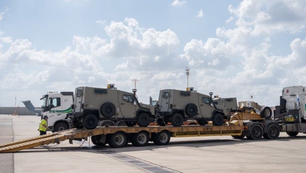 ABŞ İsrailə zirehli texnikalar GÖNDƏRİB - VİDEO 