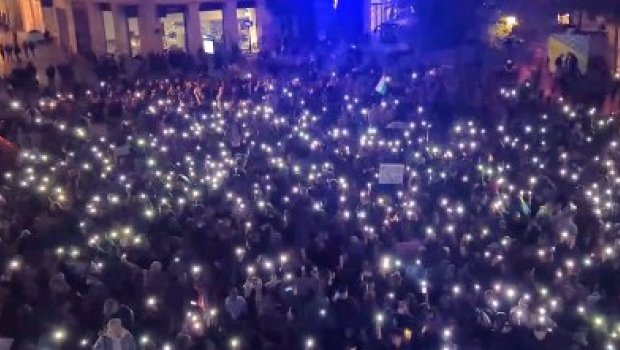 Parisdə Fələstinə dəstək nümayişi KEÇİRİLİR - VİDEO  