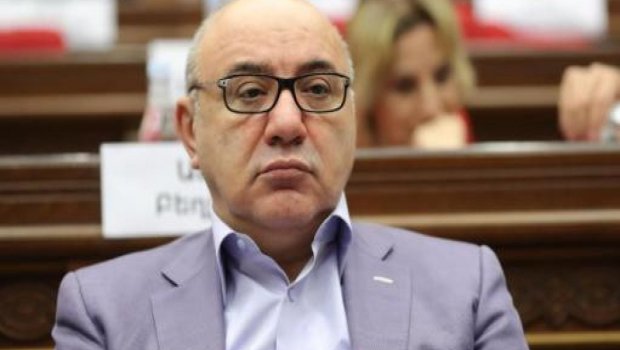 Moskvanın əleyhinə çıxış edən erməni deputat Rusiyada səfir olmaq istəyir