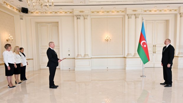 İlham Əliyev Latviyaya səfər dəvətini QƏBUL ETDİ 
