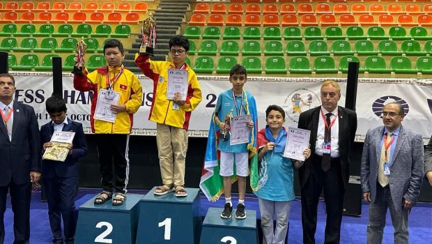 Şahmatçımız Misirdə bürünc medal QAZANDI - FOTO