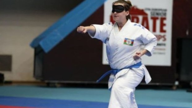 Daha bir idmançımız qızıl medal qazandı