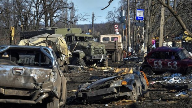 Ukraynanın işğal altındakı şəhərində 9 sakin qətlə yetirildi - FOTO