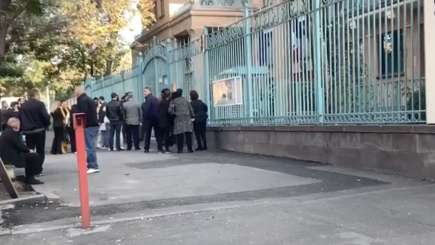 Fransa Qarabağdan gedən erməniləri “fəxri vətəndaşlıq” vədi ilə ALDATDI - FOTO\\VIDEO