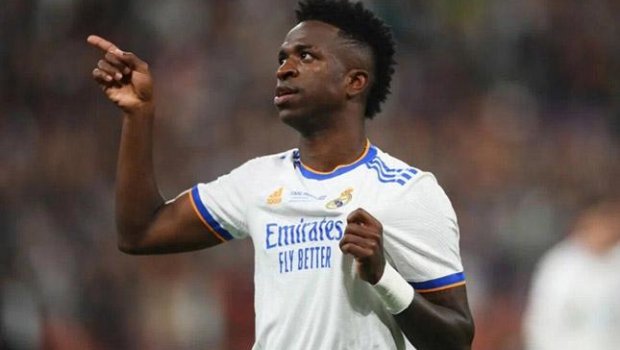 “Real”dan 4 illik yeni müqavilə