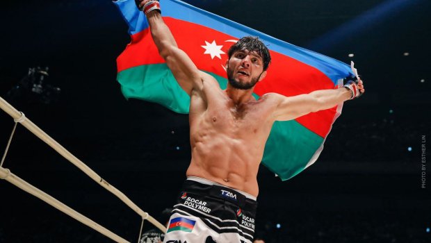 Tofiq Musayev Takedanı nokauta saldı - VİDEO