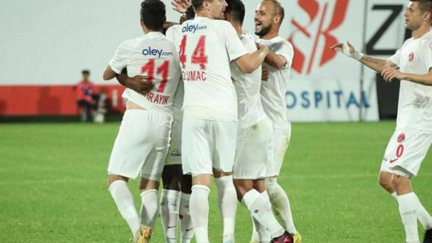 Futbolçularımız Türkiyədə qarşılaşdı, bərabərlik QEYDƏ ALINDI 
