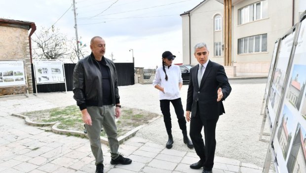 Prezident Mamayı məscidində aparılan işlərlə tanış olub - FOTO/YENİLƏNİB 