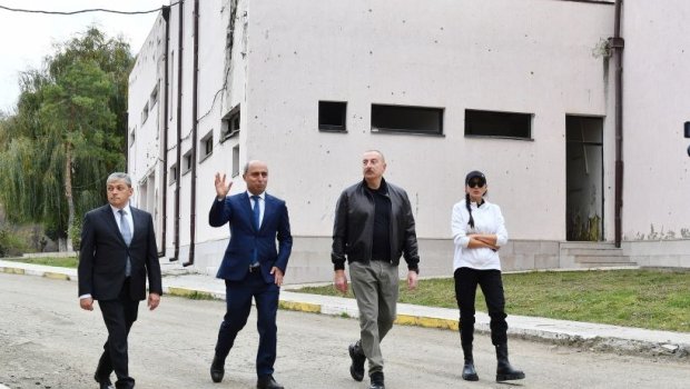 Prezident Şuşada peşə məktəbinin və kollecin binasına baxış keçirib - FOTO/YENİLƏNİB 