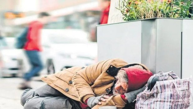 Almaniyada 607 min insan evsiz QALIB 