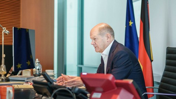 Olaf Şolts: “Putinlə dialoqu davam etdirməyə hazıram”