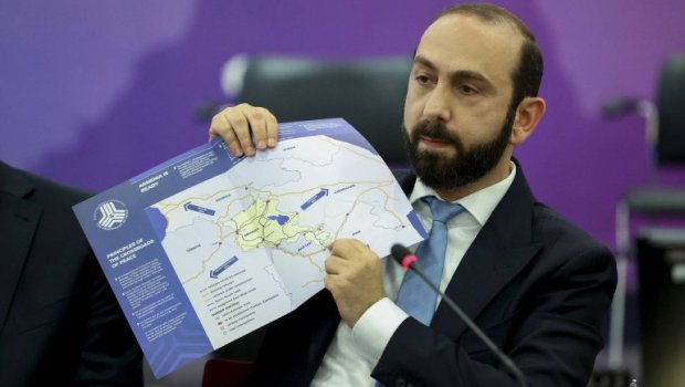 Ararat Mirzoyan xəritədə Azərbaycan ərazisini tam göstərdi