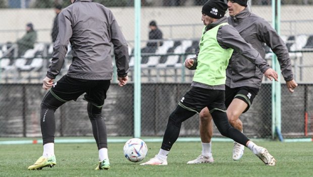 “Neftçi”nin 4 futbolçusu “Zenit”ə qarşı oynamayacaq