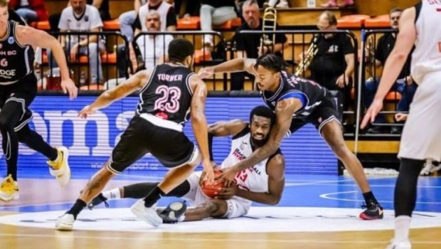 “Sabah” Avrokuboklarda sonuncu OYUNUNA ÇIXIR 