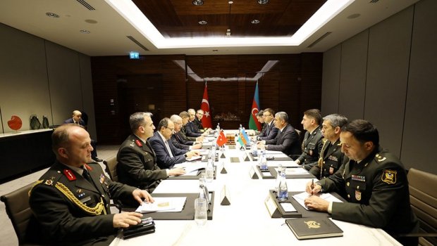 Azərbaycan və Türkiyə müdafiə nazirləri GÖRÜŞDÜ – FOTO  