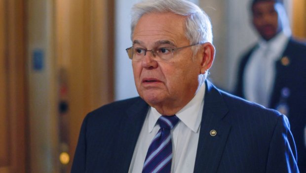 Ermənipərəst senator Bob Menendesin ABŞ senatından uzaqlaşdırılması TƏLƏB OLUNDU