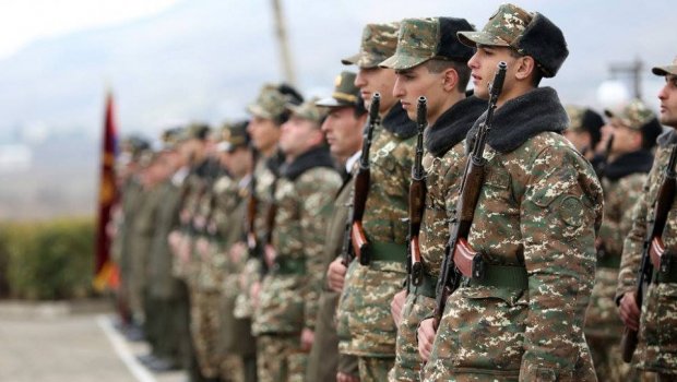 Ermənistan ordusunun üç hərbçisi narkotikə görə TUTULDU
