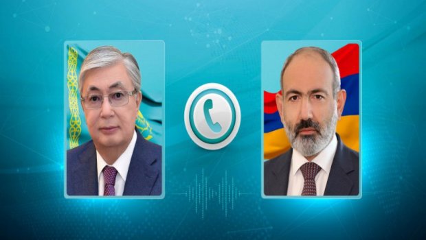 Paşinyan Tokayevi Ermənistana səfərə dəvət etdi