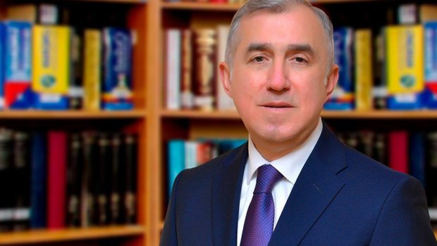 Naxçıvan Dövlət Vergi Xidmətinin rəisi işdən çıxarılıb