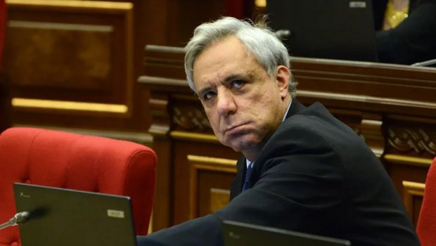 “Azərbaycanla sülh müqaviləsində Qarabağdan bəhs edilmir” - Vardan Oskanyan 
