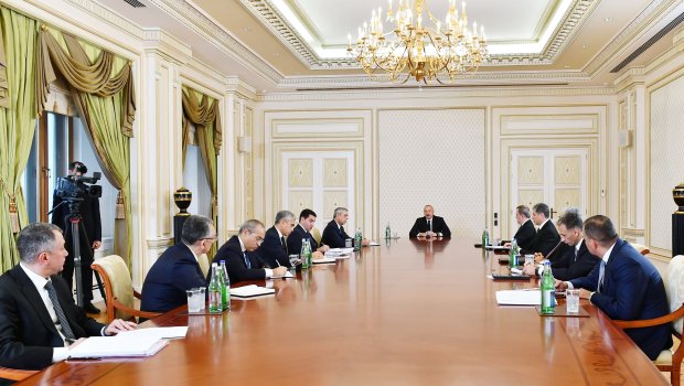 İlham Əliyev: “Fransada bəzi siyasi liderlər ermənilərdən daha çox erməni olmağa çalışırlar”