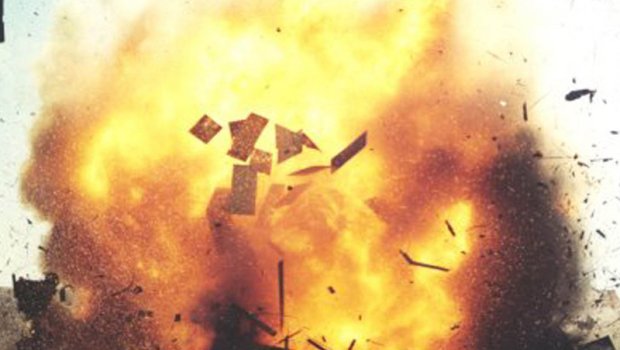 Tarakanı öldürmək istədi, mənzili partlatdı