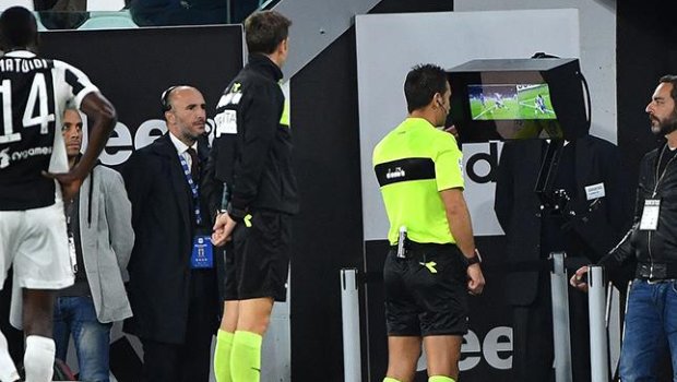 Referilərlə VAR hakimlərinin söhbətini hamı biləcək