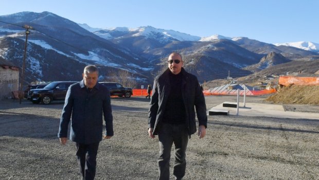 Ölkə başçısı Daşaltı kənd məscidində - FOTO/VİDEO