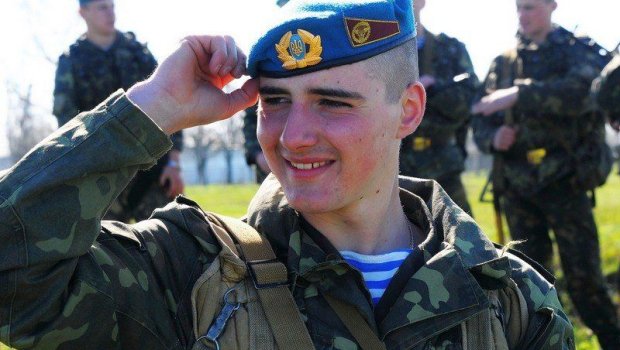 Ukraynada 17 yaşdan etibarən icbari hərbi təlimlərə BAŞLANILACAQ