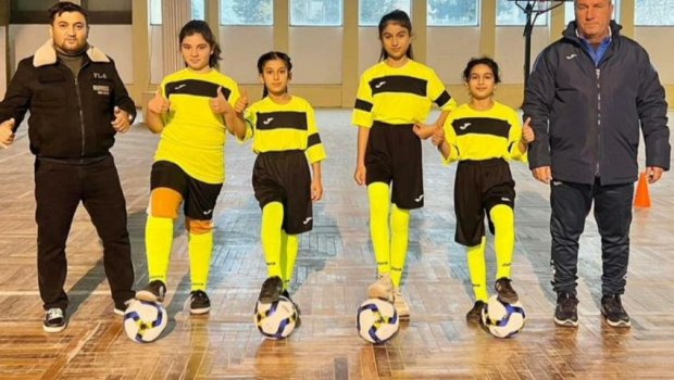 Cəlilabadda ilk dəfə qızlardan ibarət futbol komandası YARADILIR 
